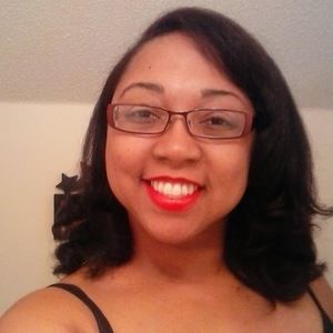 Meet your Posher, Chanel